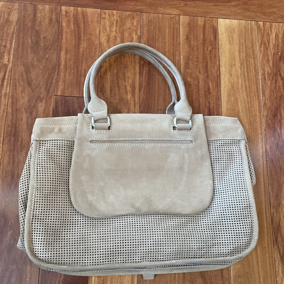 Longchamp suede Cream Shoulder Bag - Picture 3 of 7